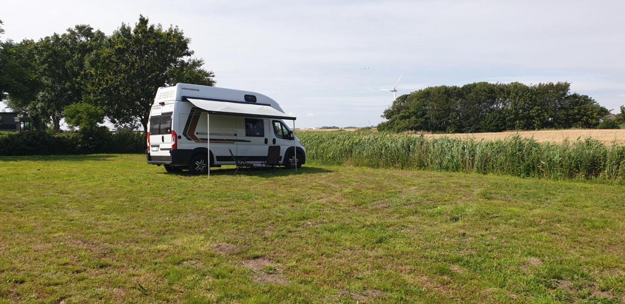 Wohnmobilstellplatz Hemenswarft An Der Nordsee - Meerblick Emmelsbull-Horsbull Exterior photo