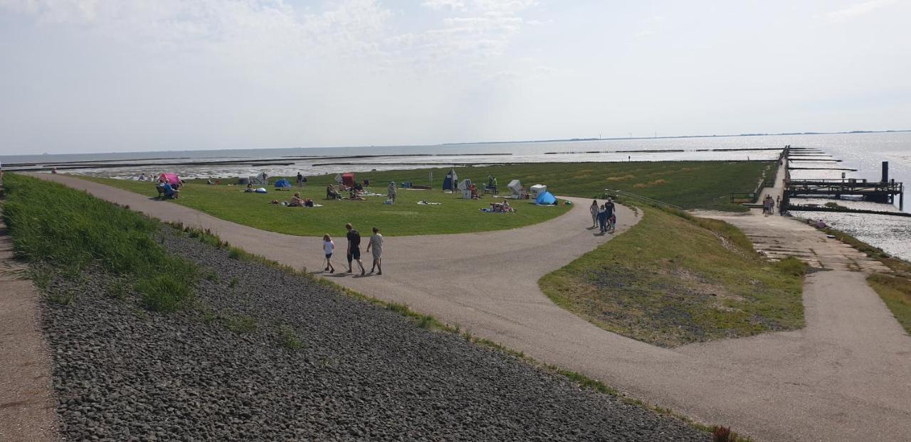 Wohnmobilstellplatz Hemenswarft An Der Nordsee - Meerblick Emmelsbull-Horsbull Exterior photo